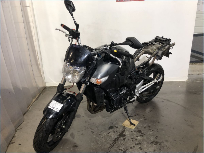 SUZUKI 600 GSR 