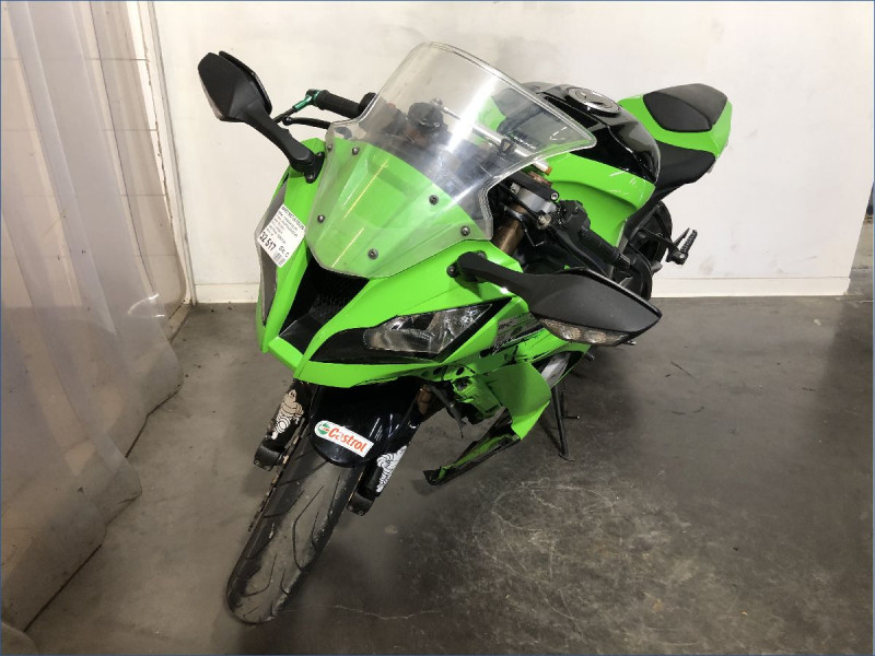 KAWASAKI ZX10R 