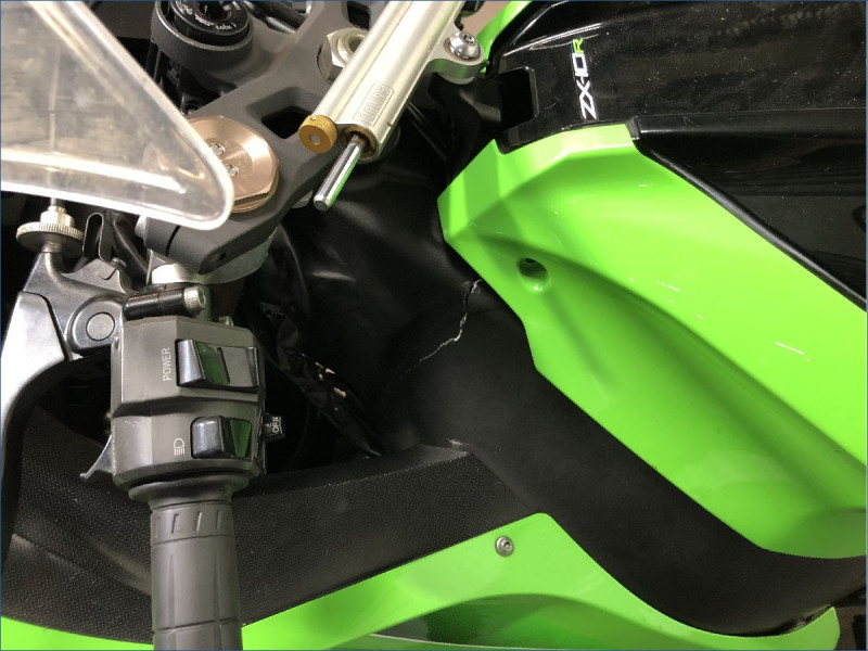 KAWASAKI ZX10R 