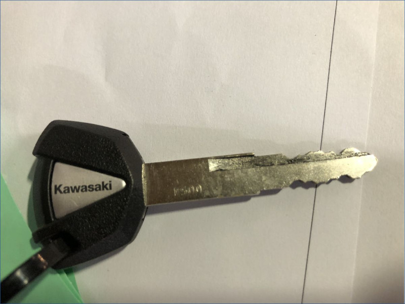 KAWASAKI ZX10R 