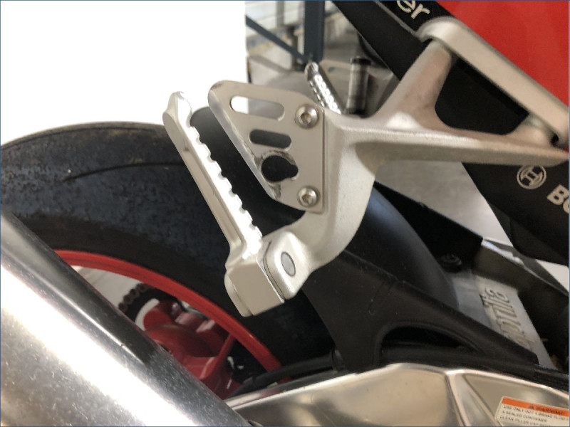 APRILIA 1100 TUONO V4 FACTORY