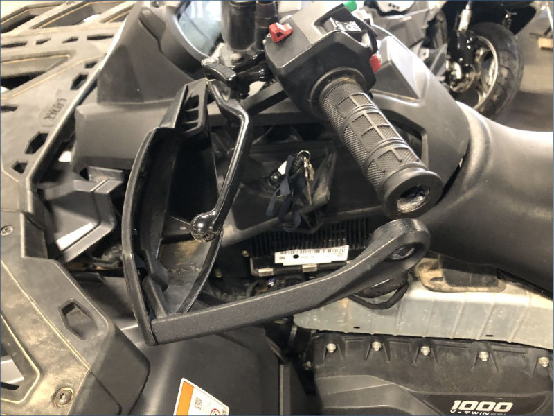 CAN AM 1000 OUTLANDER MAX XT-P