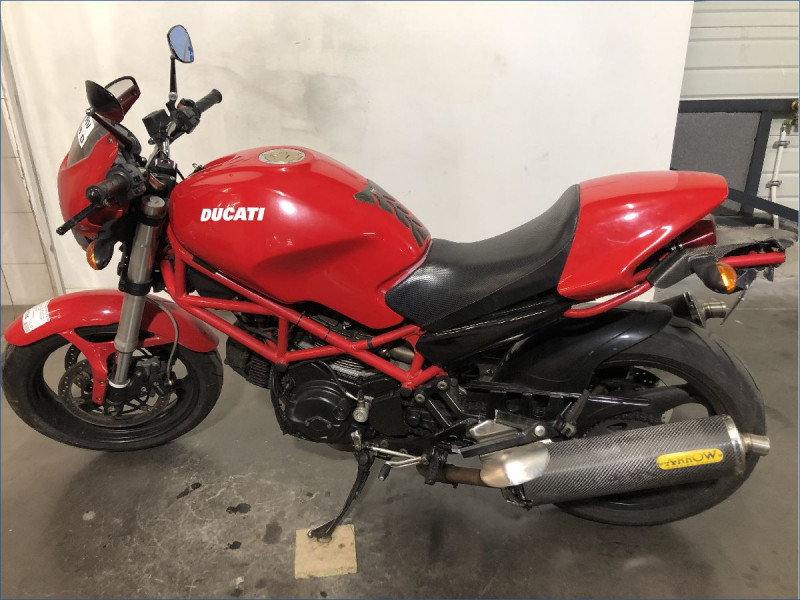 DUCATI 695 MONSTER 