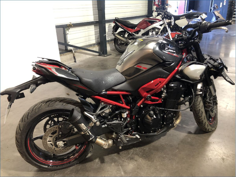 KAWASAKI Z900 A2