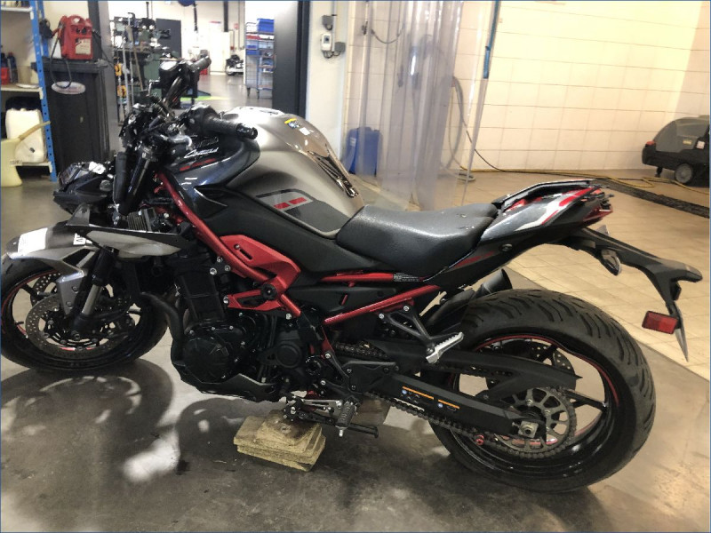 KAWASAKI Z900 A2