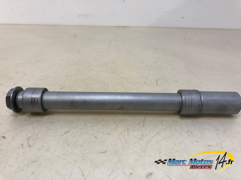 AXE DE ROUE AVANT HONDA CBR650R 2024