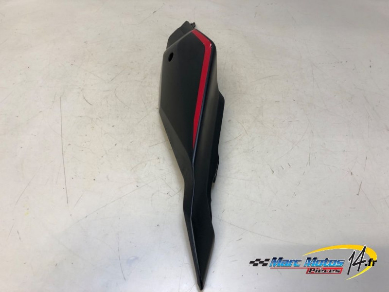CACHE LATERAL GAUCHE HONDA CBR650R 2024