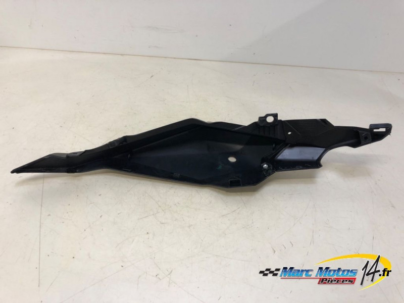 CACHE LATERAL GAUCHE HONDA CBR650R 2024