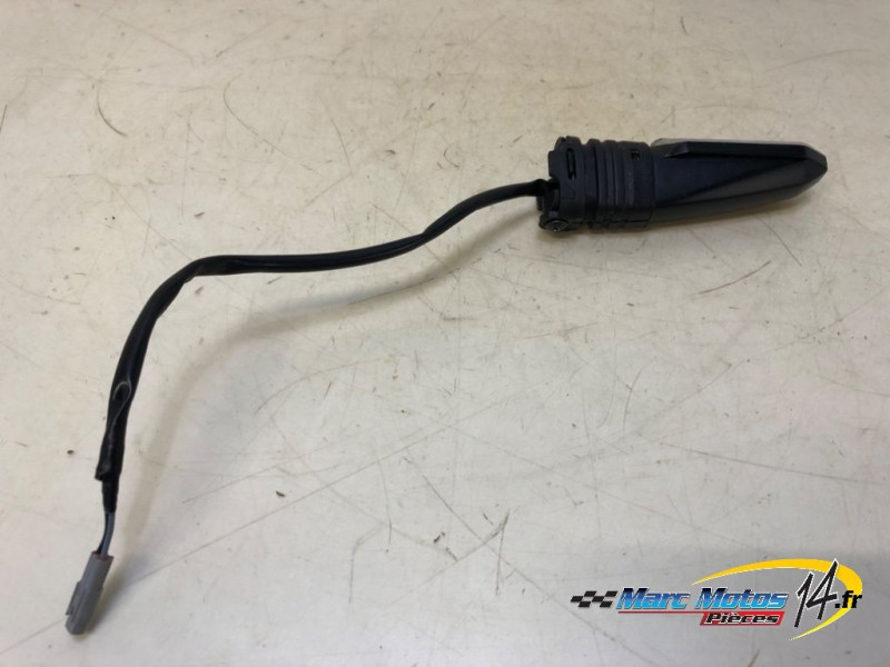 CLIGNOTANT AVANT GAUCHE HONDA CBR650R 2024