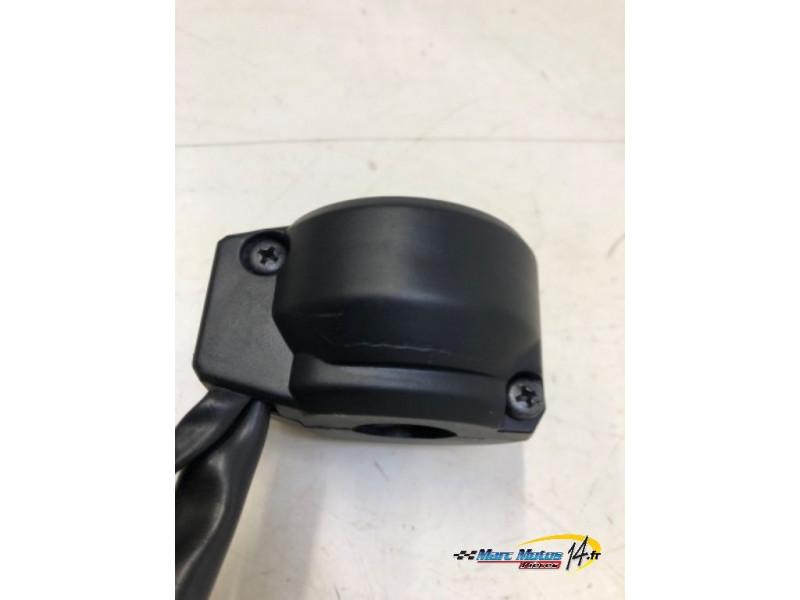 COMMODO DROIT HONDA CBR650R 2024