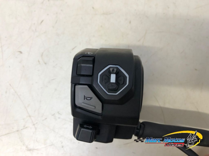 COMMODO GAUCHE HONDA CBR650R 2024