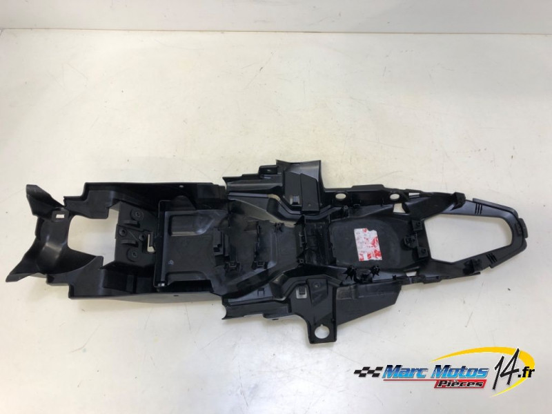 PASSAGE DE ROUE HONDA CBR650R 2024