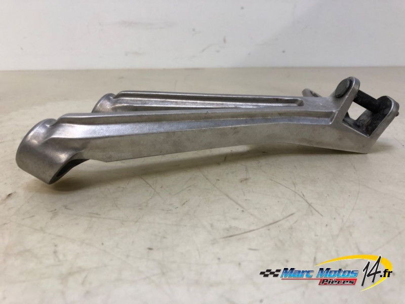 PLATINE ARRIERE GAUCHE HONDA CBR650R 2024