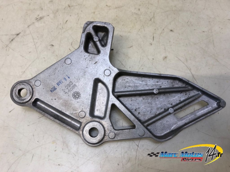 PLATINE AVANT GAUCHE HONDA CBR650R 2024