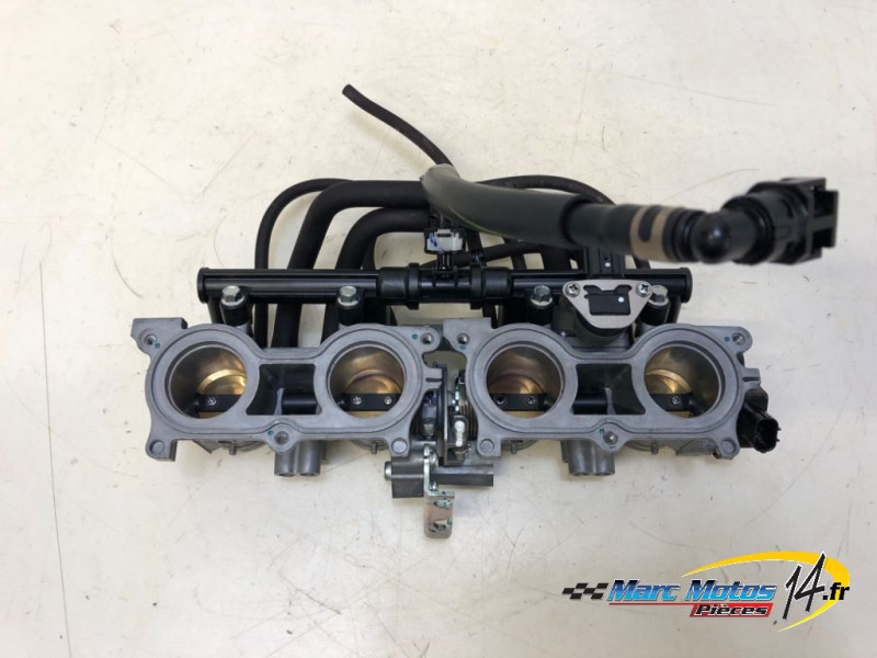 RAMPE D'INJECTION HONDA CBR650R 2024