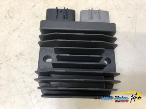 REGULATEUR HONDA CBR650R 2024
