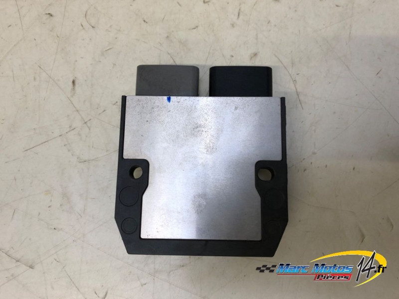 REGULATEUR HONDA CBR650R 2024