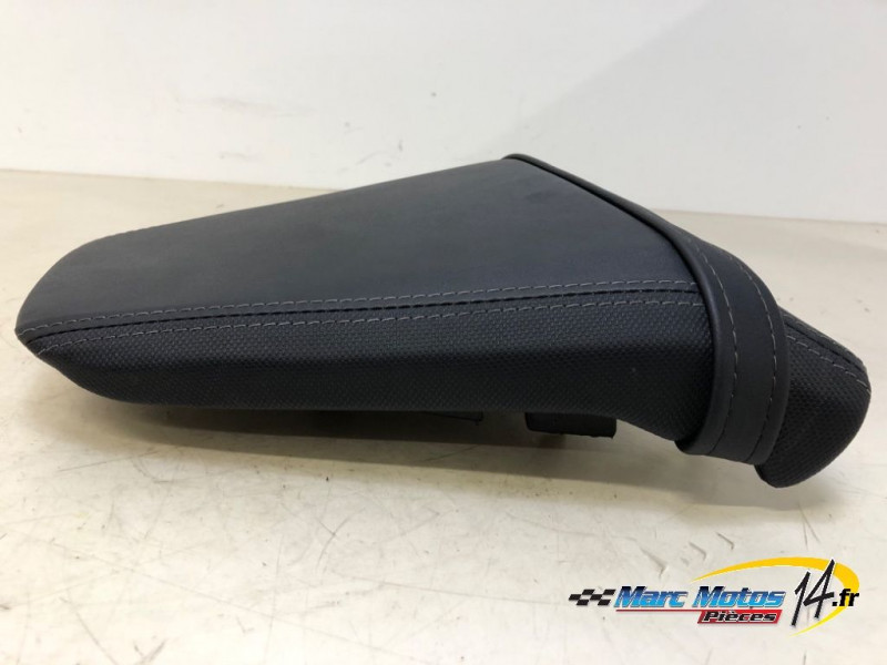 SELLE ARRIERE HONDA CBR650R 2024
