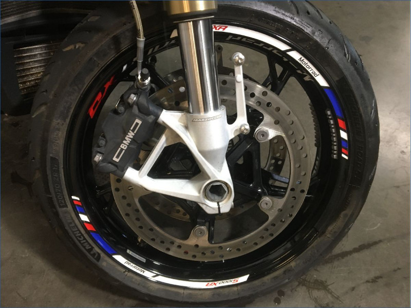 BMW S1000XR 