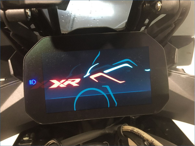 BMW S1000XR 