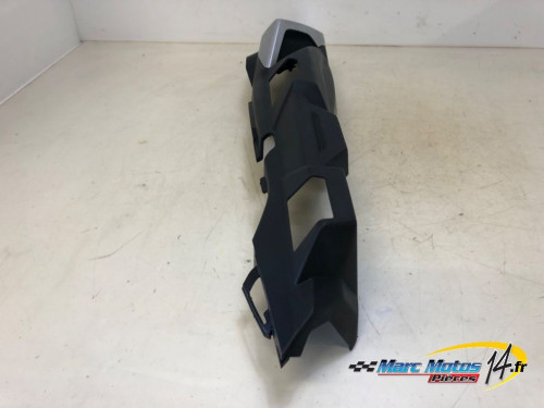CACHE LATERAL DROIT YAMAHA MT09 TRACER GT 2018