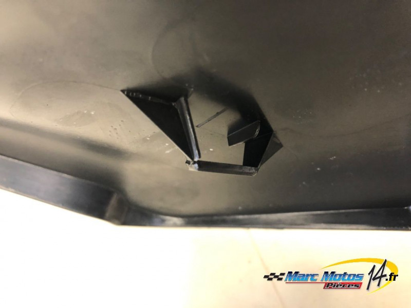 CACHE LATERAL INTERMEDIAIRE DROIT YAMAHA MT09 TRACER GT 2018