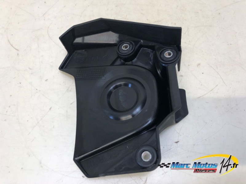 CARTER DE PIGNON DE SORTIE DE BOITE YAMAHA MT09 TRACER GT 2018
