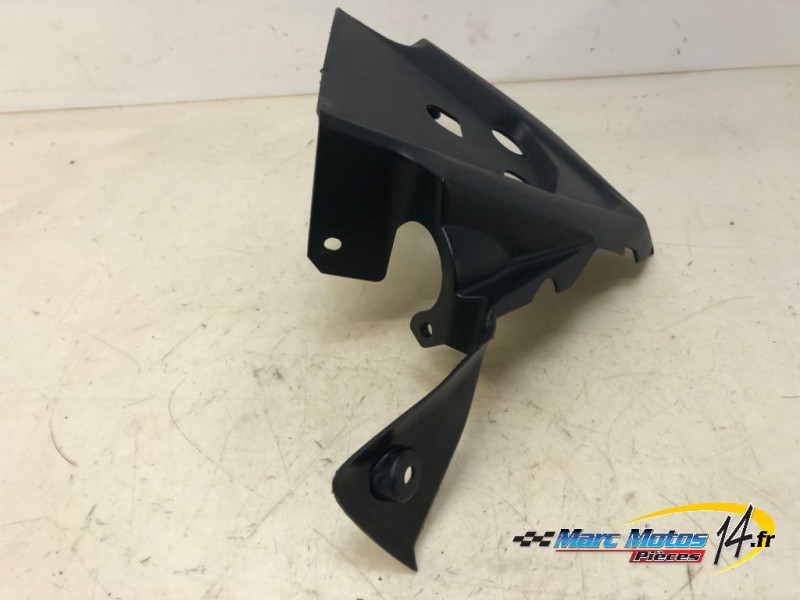HABILLAGE DE TETE DE FOURCHE SUPERIEUR YAMAHA MT09 TRACER GT 2018