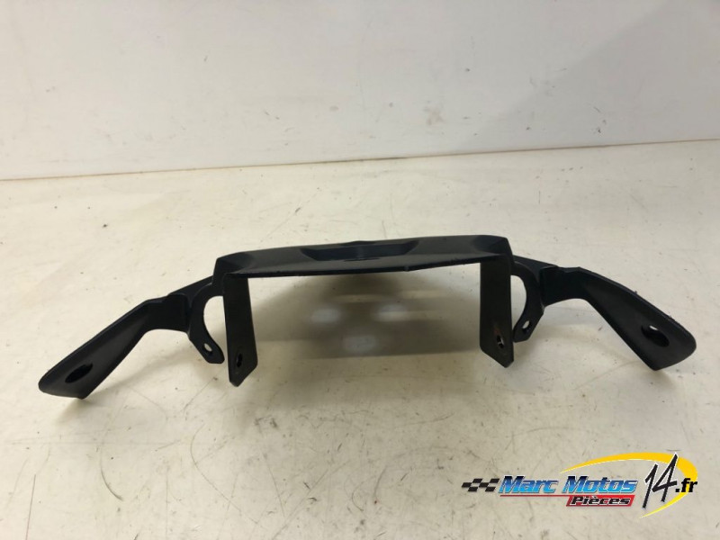 HABILLAGE DE TETE DE FOURCHE SUPERIEUR YAMAHA MT09 TRACER GT 2018