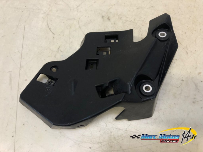 PLASTIQUES ET CAOUTCHOUCS DIVERS YAMAHA MT09 TRACER GT 2018