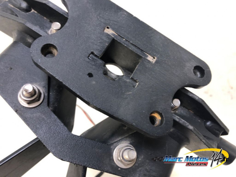 SUPPORT DE PLAQUE YAMAHA MT09 TRACER GT 2018