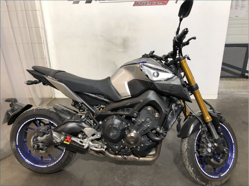 YAMAHA MT09 SP