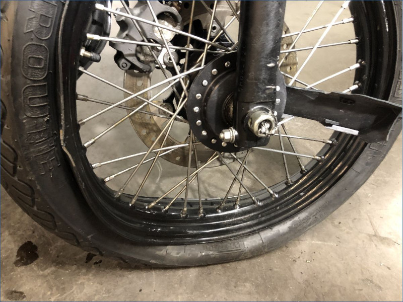 HARLEY-DAVIDSON 883 XLN SPORTSTER IRON
