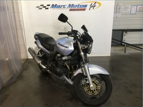 KAWASAKI ZR7 N
