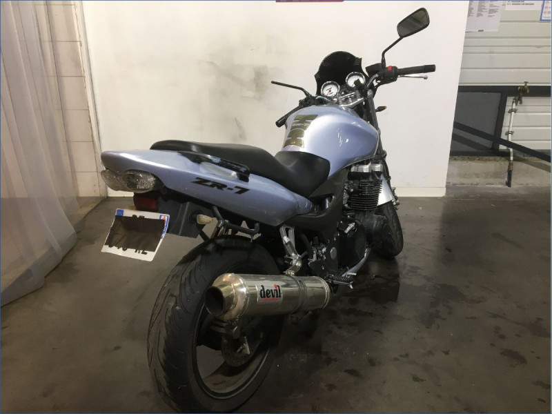 KAWASAKI ZR7 N