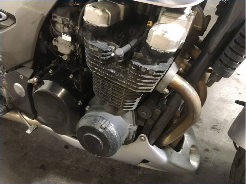 KAWASAKI ZR7 N