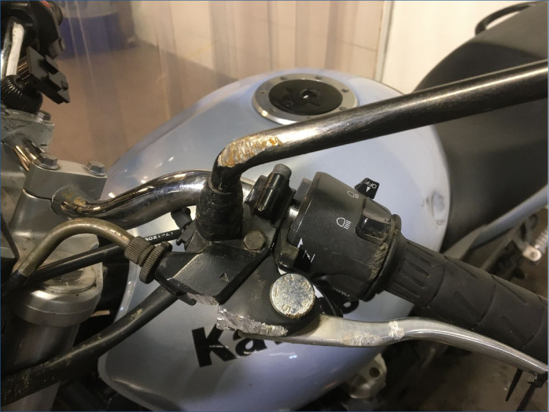 KAWASAKI ZR7 N
