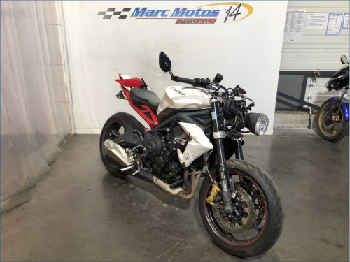 TRIUMPH 675 STREET TRIPLE R ABS