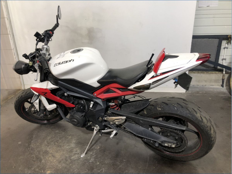 TRIUMPH 675 STREET TRIPLE R ABS