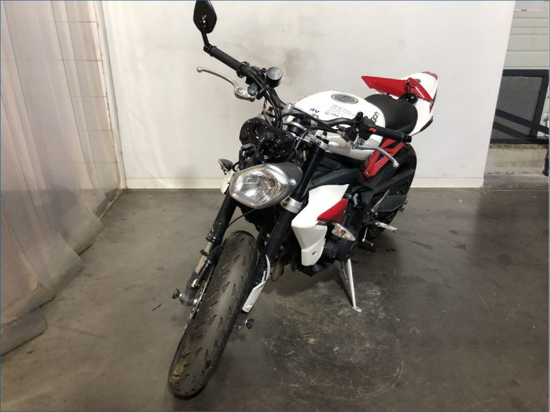 TRIUMPH 675 STREET TRIPLE R ABS
