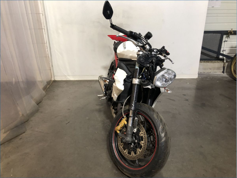 TRIUMPH 675 STREET TRIPLE R ABS