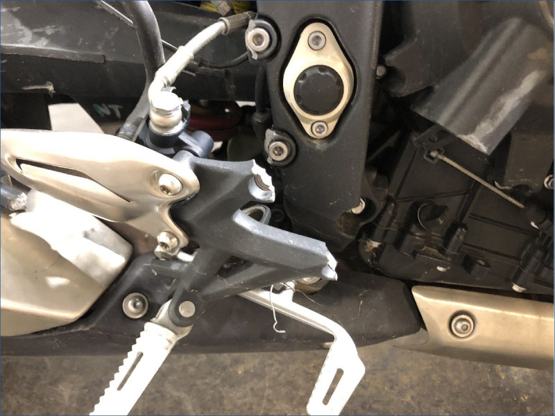 TRIUMPH 675 STREET TRIPLE R ABS