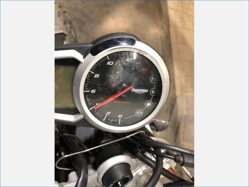 TRIUMPH 675 STREET TRIPLE R ABS