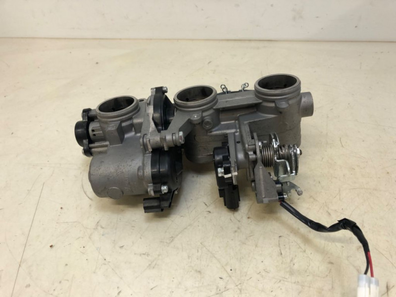 RAMPE D'INJECTION YAMAHA MT09 TRACER GT 2018