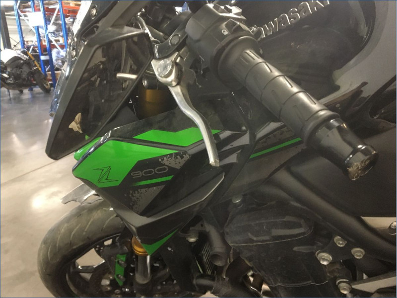 KAWASAKI Z900 