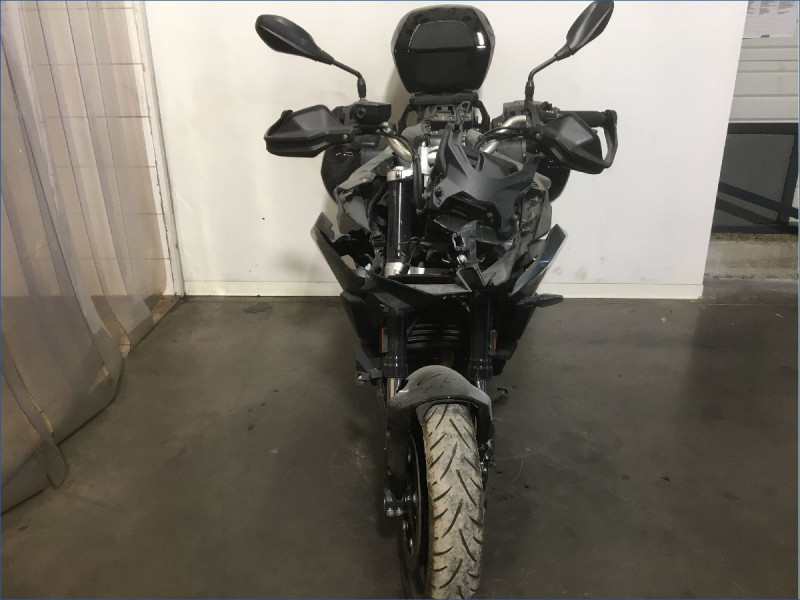 BMW F900XR 