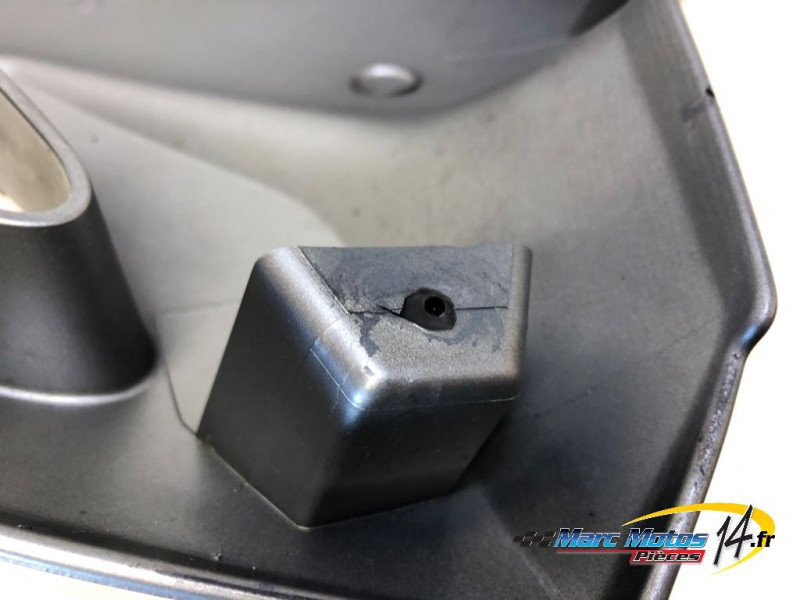 ECOPE DE RESERVOIR DROITE BMW R1200GS 2006