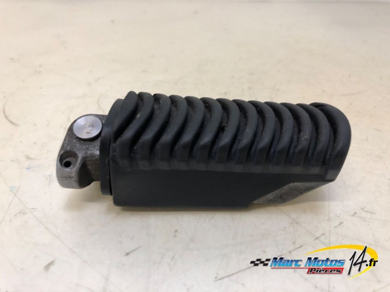 REPOSE-PIED ARRIERE DROIT BMW R1200GS 2006