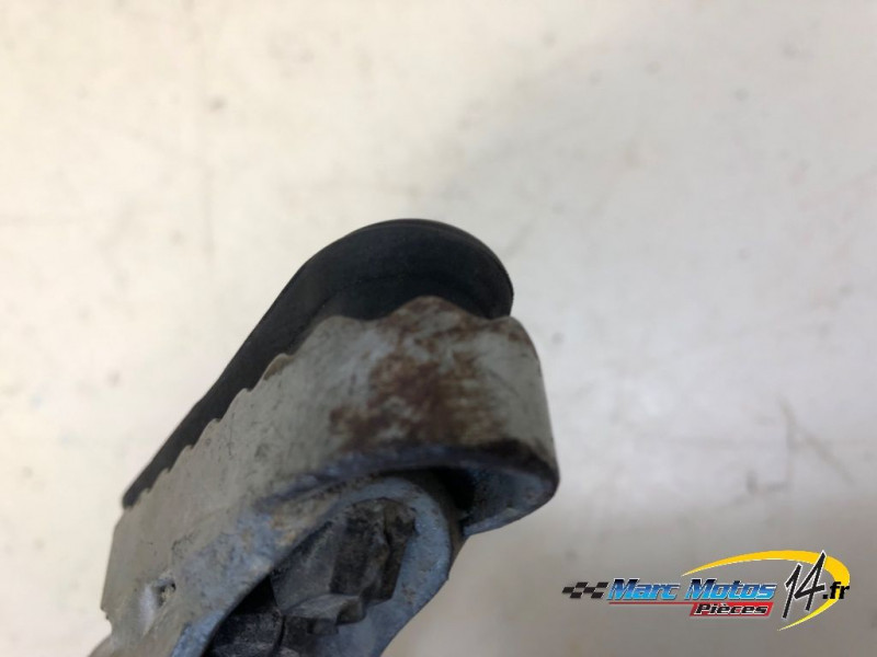 REPOSE-PIED AVANT DROIT BMW R1200GS 2006