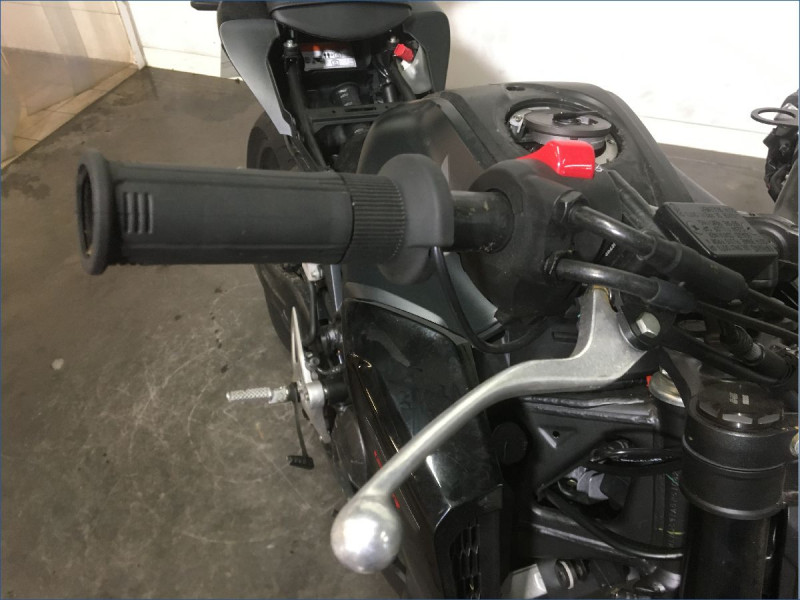 HONDA CB125R 